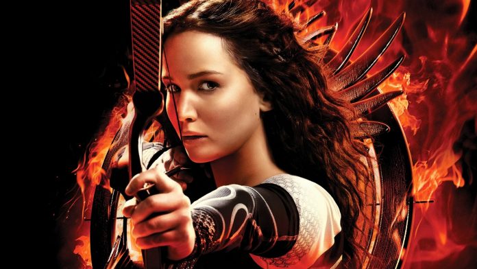CatchingFirefront Die Tribute von Panem - Catching Fire (2013) Filmkritik