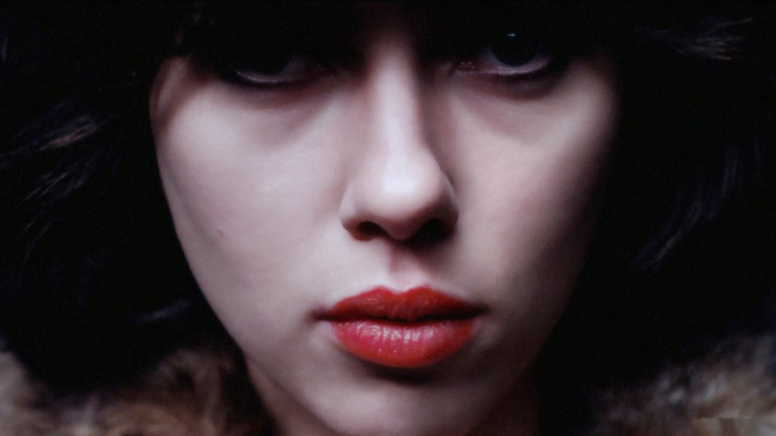 movie review under the skin