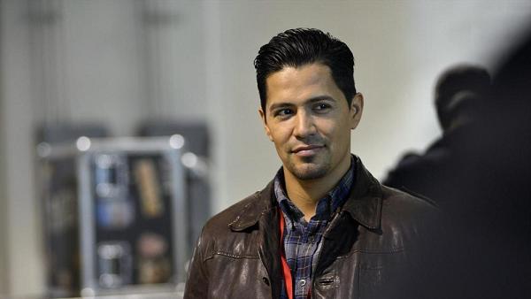 Magnum Reboot Serie Hernandez