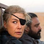 Rosamund Pike als taffe Kriegsjournalistin im Trailer zu A Private War A Private War Trailer