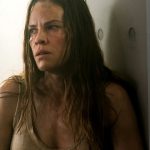 Hilary Swank gegen Roboter-Mama im Trailer zu I Am Mother I Am Mother Trailer