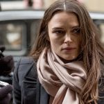 Keira Knightley als Whistleblowerin im Trailer zum Politthriller Official Secrets Official Secrets Trailer