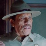 Murder in the Woods: Danny Trejo als Sheriff im Trailer zum Slasher Murder in the Woods Danny Trejo