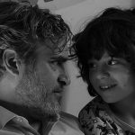 Joaquin Phoenix spielt eine einfühlsamen Onkel im Trailer zum Schwarzweiß-Drama C’mon C’mon Cmon Cmon Joaquin Phoenix