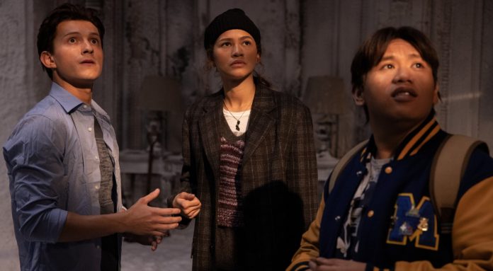 Tom Holland, Zendaya und Jacob Batalon in Spider Man No Way Home Box Office