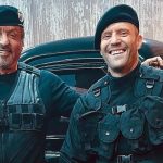 Sylvester Stallone und Jason Statham am Set von "The Expendables 4" © 2021 Lionsgate/Millennium Films
