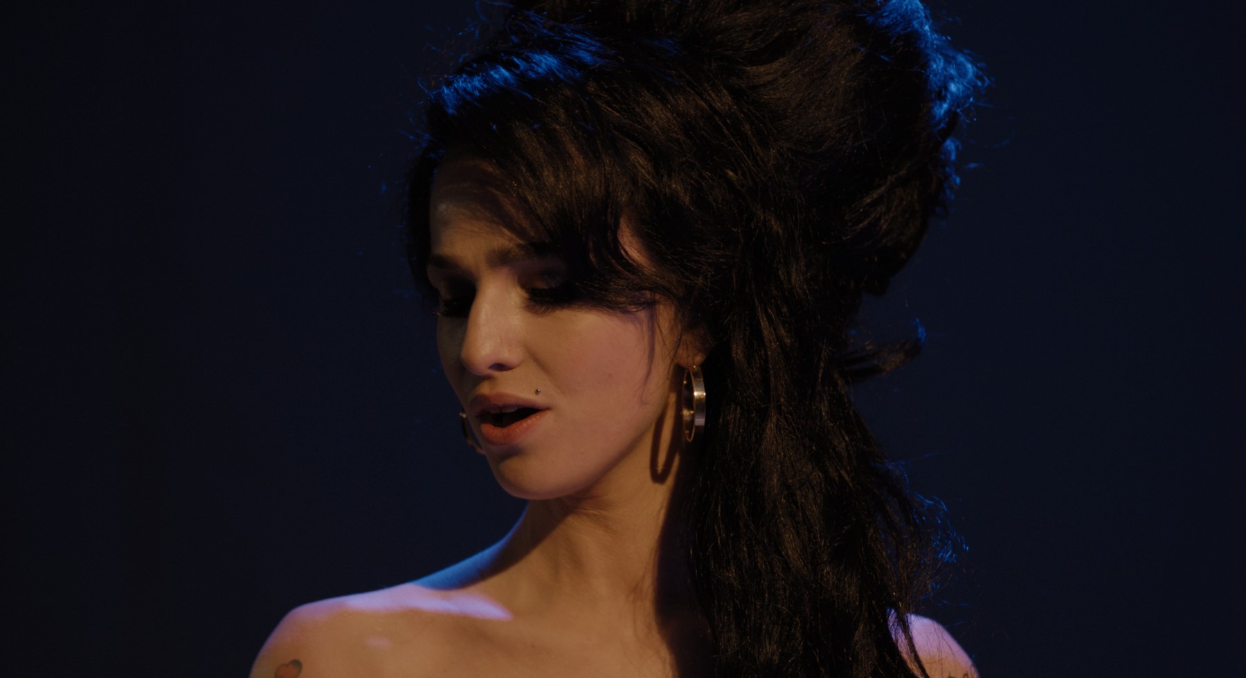 #Erstes Foto: Marisa Abela als Amy Winehouse im Biopic Back to Black