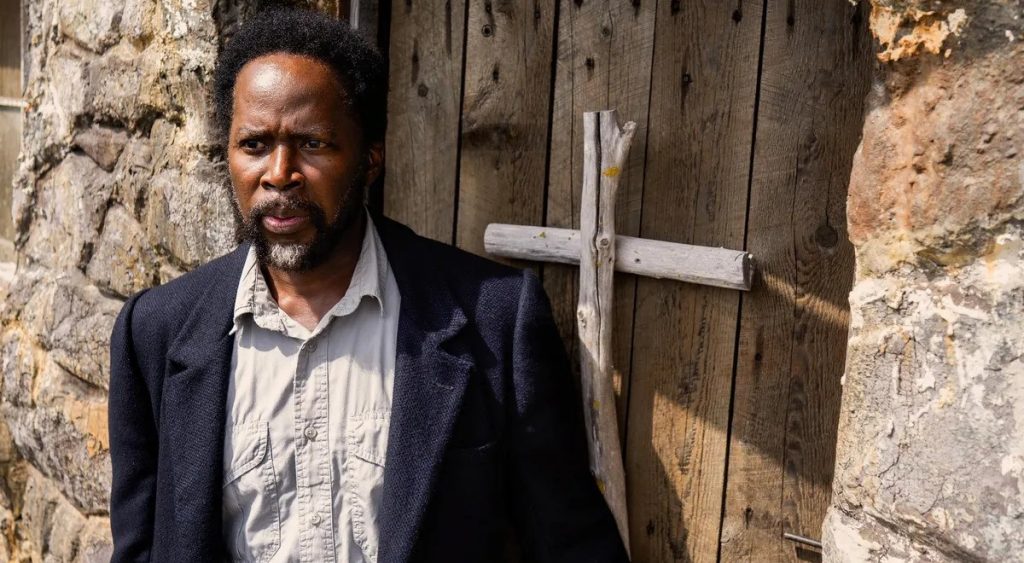Filme Und Serien Von Harold Perrineau "FROM": Staffel 2 der Mysteryserie startet im Juni bei Paramount+