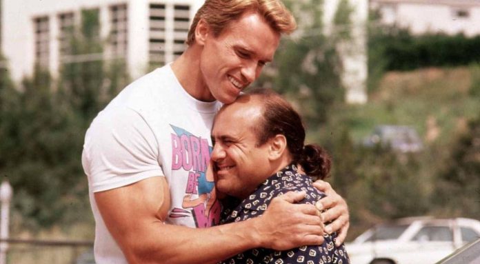 Arnold Schwarzenegger und Danny DeVito in Twins 2