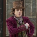 Wonka: Timothée Chalamet spielt den jungen Willy Wonka im Trailer zum Märchen-Musical Wonka Trailer