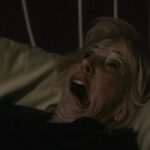 Eine Séance läuft aus dem Ruder im Trailer zu Scared to Death mit Lin Shaye und Bill Moseley Scared to Death Trailer