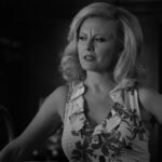 "iZombie"- und "Supernatural"-Darstellerin Carrie Anne Fleming (†51) ist tot Carrie Anne Fleming tot