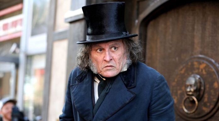 Bah! Humbug! Johnny Depp ist Ebenezer im Trailer zu Ti Wests Adaption der Weihnachtsgeschichte Ebenezer Johnny Depp